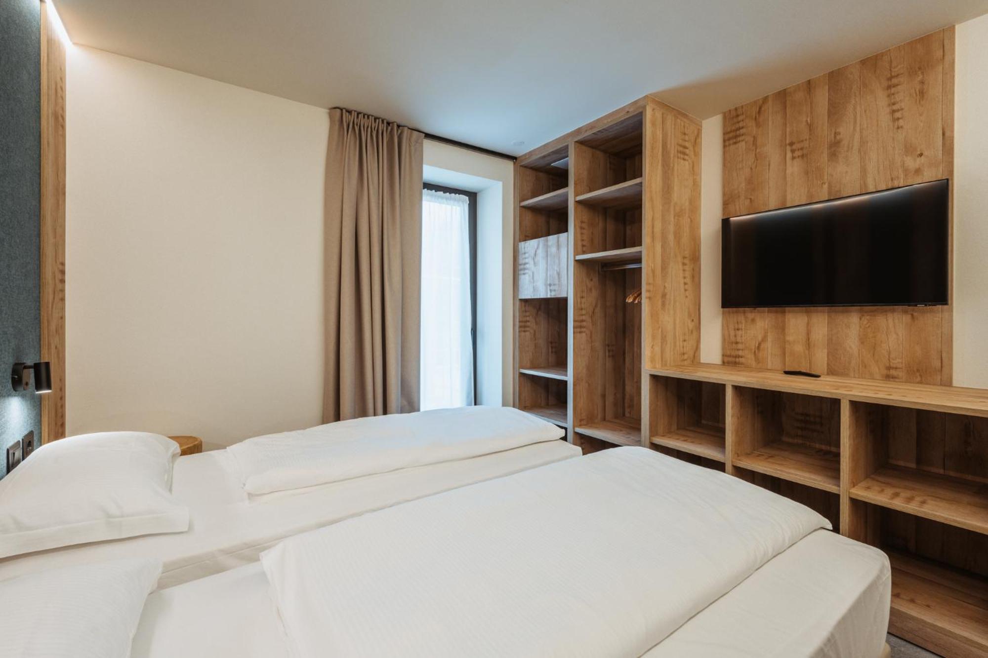 Residence Piz Aot Mezzana  Bagian luar foto